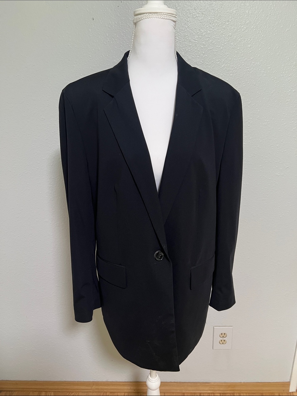 Boss Classic Black Single-Button Blazer